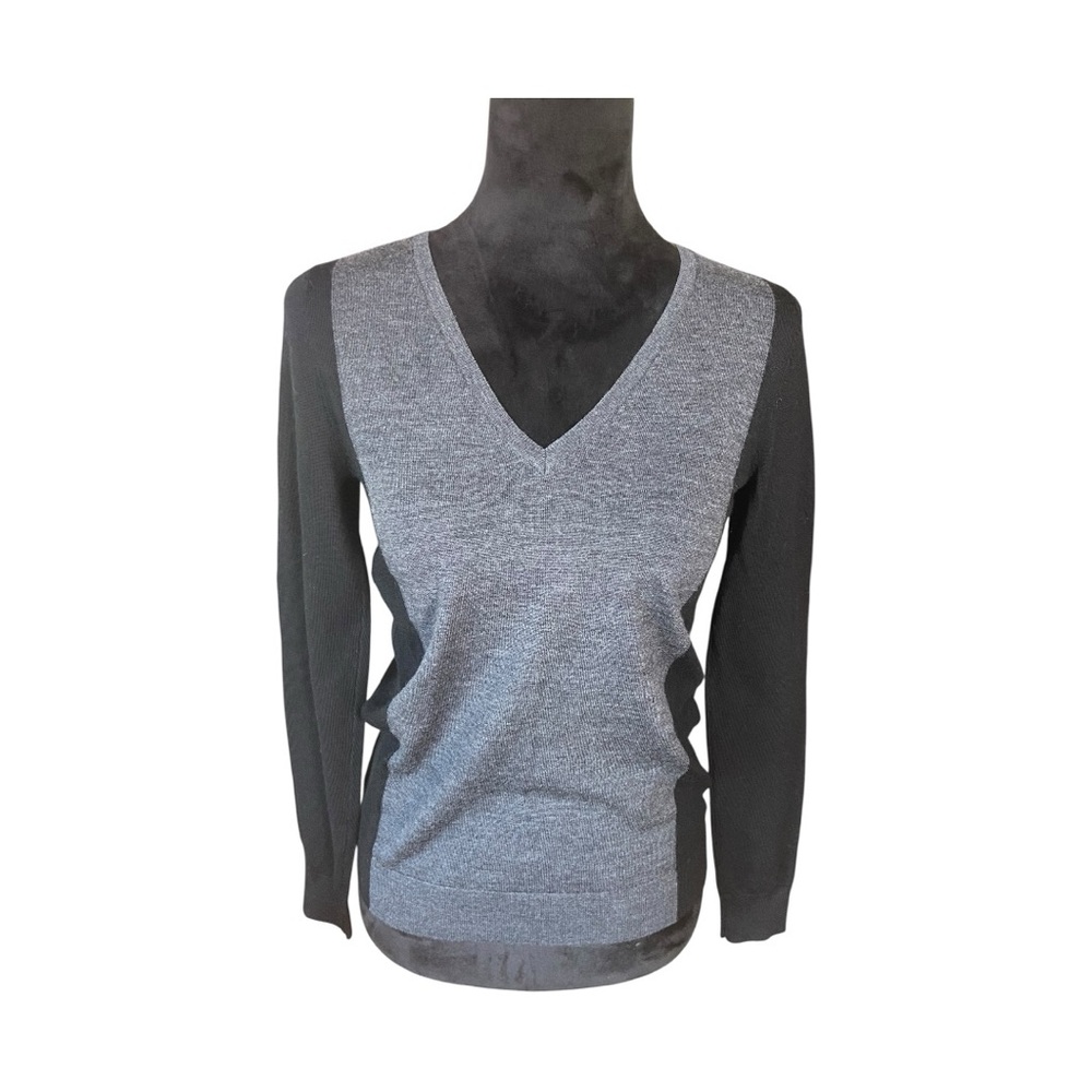 Club Monaco V-Neck Sweater Gray Black Colorblock NWT XS
